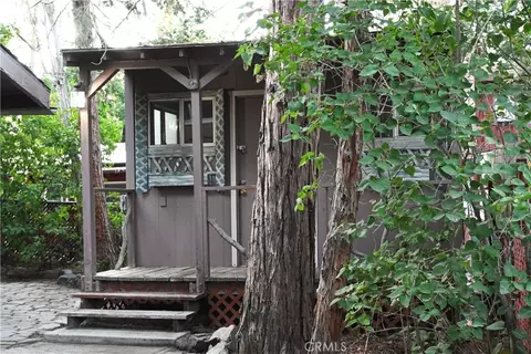 Exterior - 1628 Thrush, Wrightwood, CA 92397 photo 11 of 15