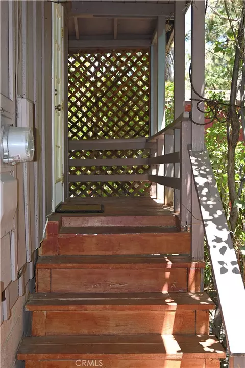 Exterior - 1628 Thrush, Wrightwood, CA 92397 photo 10 of 15