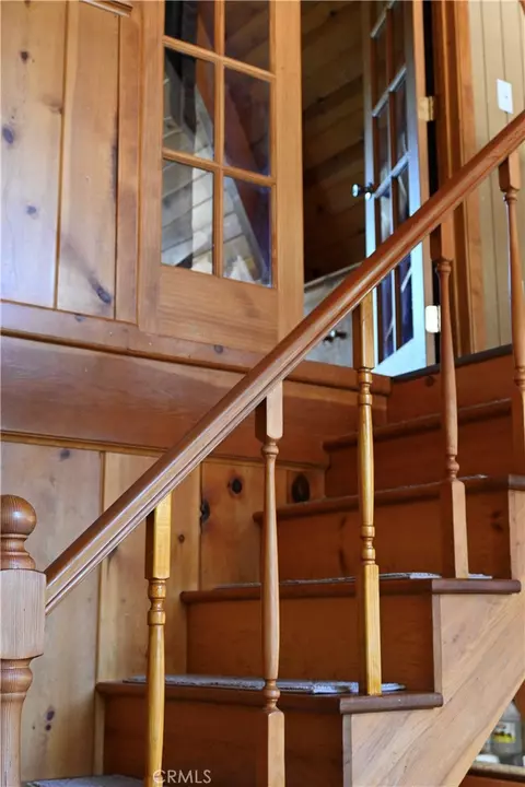 Entry Way - 1628 Thrush, Wrightwood, CA 92397 photo 5 of 6