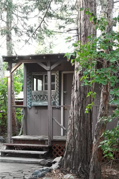 Exterior - 1628 Thrush, Wrightwood, CA 92397 photo 13 of 15