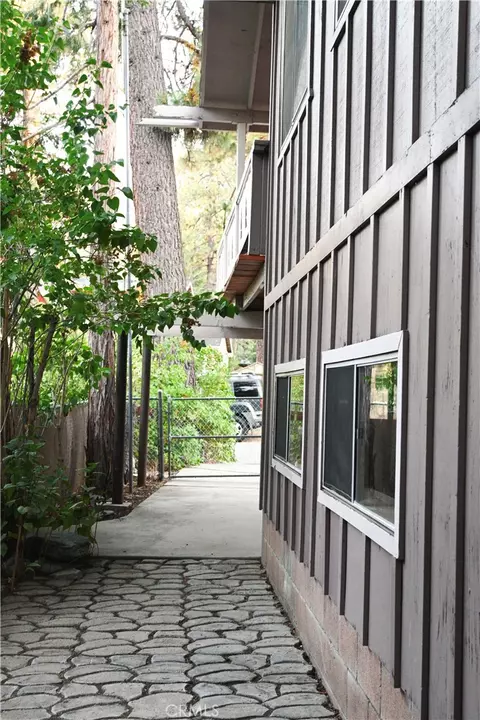 Exterior - 1628 Thrush, Wrightwood, CA 92397 photo 14 of 15
