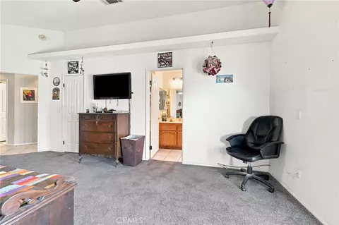 Bedroom - 16089 Cactus St, Hesperia, CA 92345 photo 3 of 5