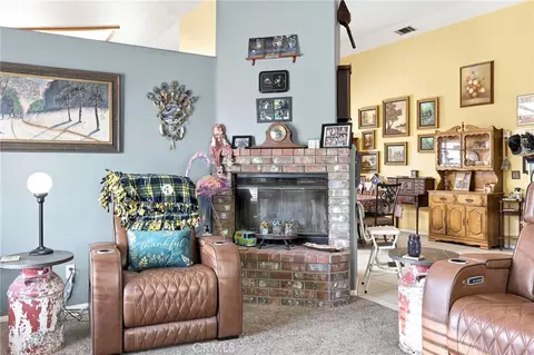 Living - 16089 Cactus St, Hesperia, CA 92345 photo 1 of 1