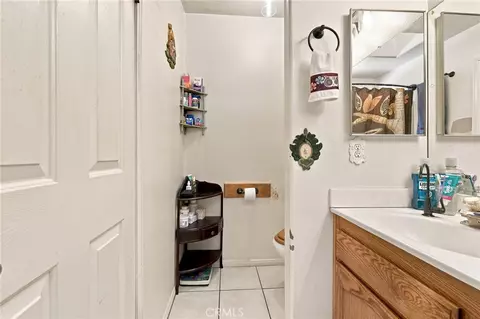 Bath - 16089 Cactus St, Hesperia, CA 92345 photo 3 of 3
