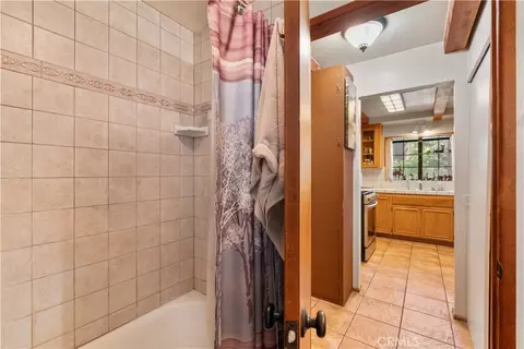 Entry Way - 1869 Twin Lks, Wrightwood, CA 92397 photo 2 of 2