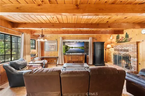 Living - 1869 Twin Lks, Wrightwood, CA 92397 photo 2 of 3