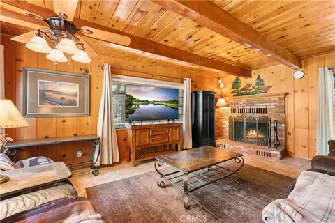 Living - 1869 Twin Lks, Wrightwood, CA 92397 photo 1 of 3