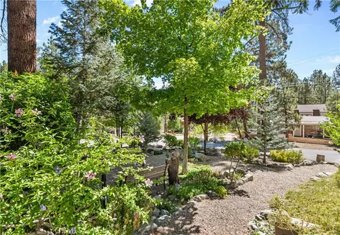 Exterior - 1869 Twin Lks, Wrightwood, CA 92397 photo 6 of 11