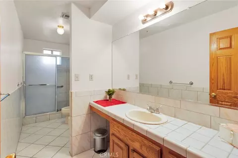 Bath - 7685 Hilton, Yucca Valley, CA 92284 photo 1 of 2