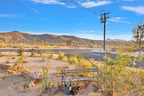 Exterior - 7685 Hilton, Yucca Valley, CA 92284 photo 2 of 3