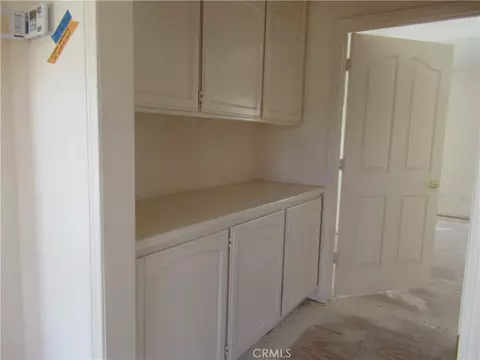 Entry Way - 16445 Koda Way, Apple Valley, CA 92307 photo 3 of 3