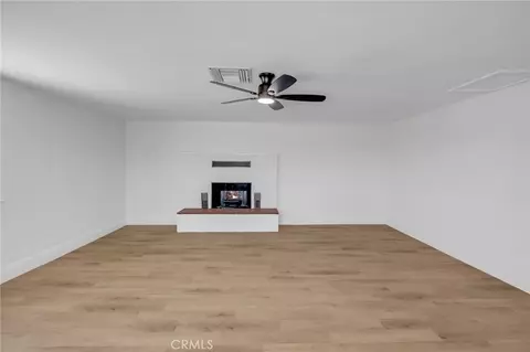 Living - 530 Kelly, Barstow, CA 92311 photo 5 of 7