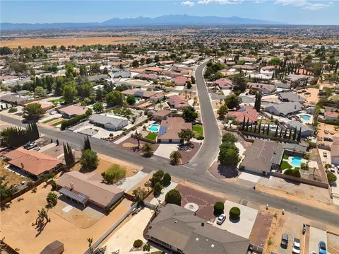 View/Area - 20277 Waco, Apple Valley, CA 92308 photo 4 of 5