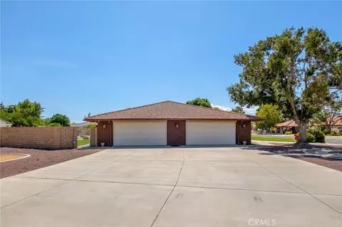 Exterior - 20277 Waco, Apple Valley, CA 92308 photo 3 of 10