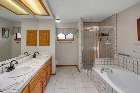 Bath - 20277 Waco, Apple Valley, CA 92308 photo 1 of 3