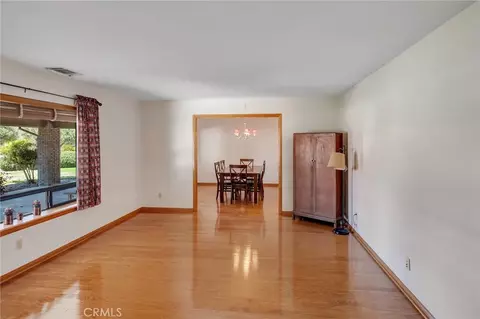 Living - 20277 Waco, Apple Valley, CA 92308 photo 1 of 3