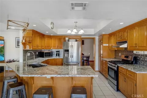 Kitchen - 20277 Waco, Apple Valley, CA 92308 photo 1 of 2