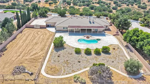 View/Area - 7091 Coriander, Oak Hills, CA 92344 photo 7 of 8