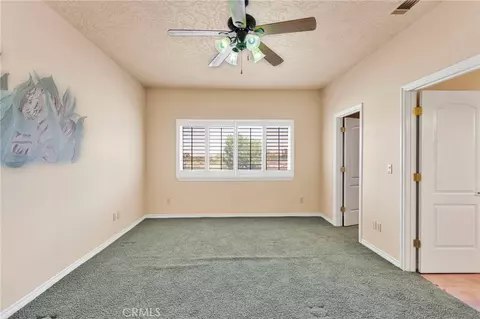Bedroom - 7091 Coriander, Oak Hills, CA 92344 photo 2 of 11
