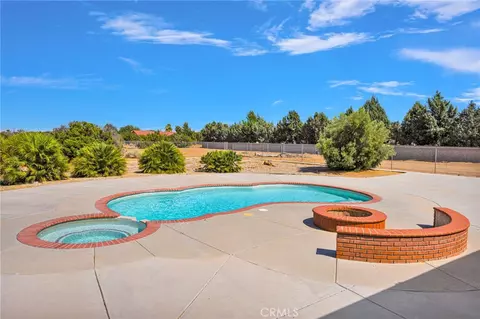 Exterior - 7091 Coriander, Oak Hills, CA 92344 photo 3 of 4