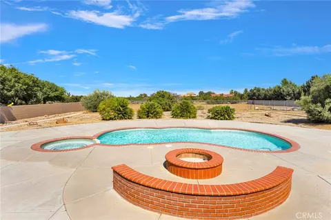 Exterior - 7091 Coriander, Oak Hills, CA 92344 photo 4 of 4