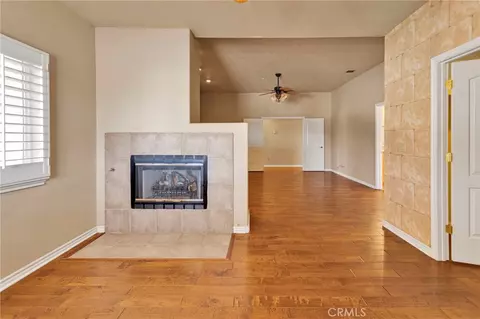 Living - 7091 Coriander, Oak Hills, CA 92344 photo 11 of 13