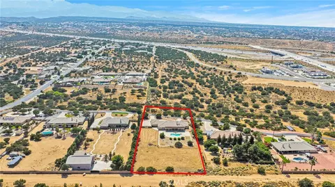 View/Area - 7091 Coriander, Oak Hills, CA 92344 photo 6 of 8