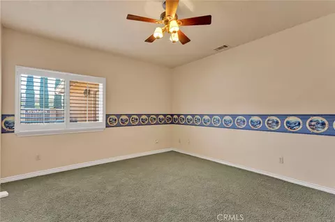 Bedroom - 7091 Coriander, Oak Hills, CA 92344 photo 4 of 11