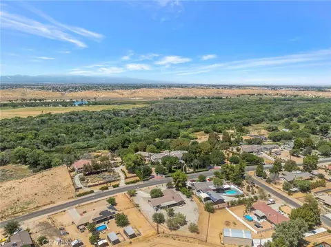 View/Area - 14861 Riverside, Apple Valley, CA 92307 photo 4 of 4