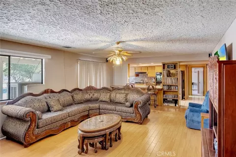 Living - 14861 Riverside, Apple Valley, CA 92307 photo 2 of 3