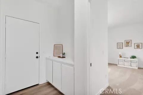 Entry Way - 9116 Cloud Vw, Hesperia, CA 92344 photo 2 of 2