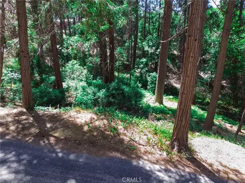 590 Electra Dr, Crestline, CA 92325 photo 6