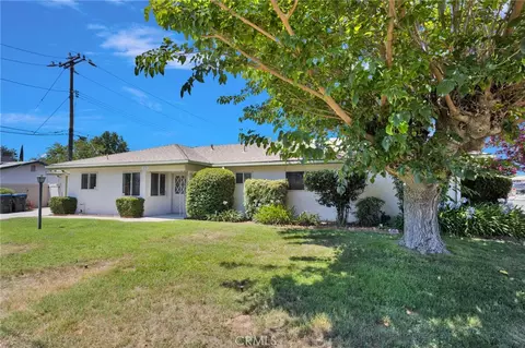 Exterior - 270 E 13th St, Beaumont, CA 92223 photo 1 of 10