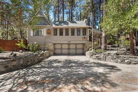 Exterior - 1143 Robin Rd, Wrightwood, CA 92397 photo 2 of 11
