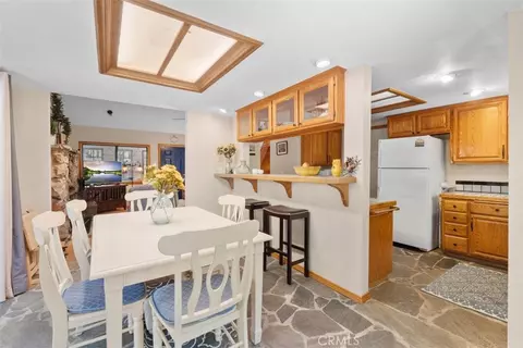 Dining - 1143 Robin Rd, Wrightwood, CA 92397 photo 1 of 2