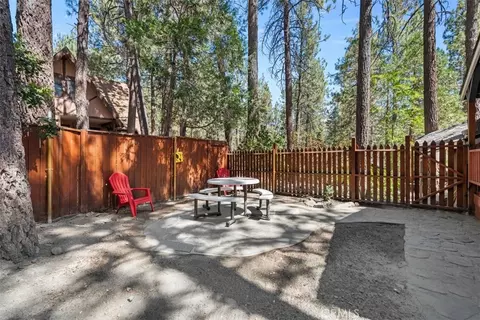 Exterior - 1143 Robin Rd, Wrightwood, CA 92397 photo 6 of 11
