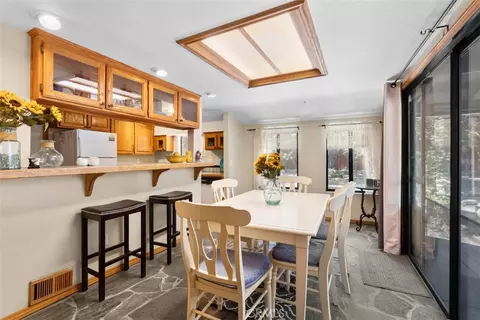 Dining - 1143 Robin Rd, Wrightwood, CA 92397 photo 2 of 2
