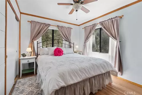 Bedroom - 1143 Robin Rd, Wrightwood, CA 92397 photo 3 of 6