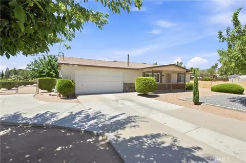 Exterior - 16935 Sage St, Hesperia, CA 92345 photo 2 of 6