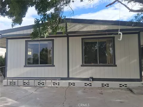 20683 Waalew Rd #B68, Apple Valley, CA 92307