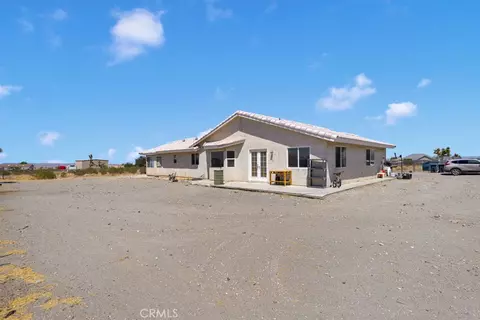 Exterior - 13014 Riggins Rd, Phelan, CA 92371 photo 1 of 1
