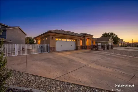 13880 Evergreen, Victorville, CA 92395