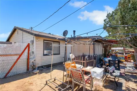 Exterior - 15436 Greenwood, Hesperia, CA 92345 photo 6 of 9