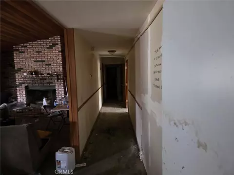 Entry Way - 13150 State Highway 138, Hesperia, CA 92345 photo 1 of 1