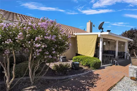 Exterior - 13490 Paraiso, Apple Valley, CA 92308 photo 5 of 15