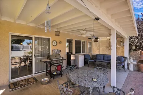 Exterior - 13490 Paraiso, Apple Valley, CA 92308 photo 9 of 15