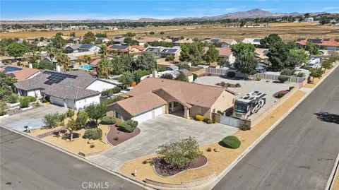 View/Area - 13490 Paraiso, Apple Valley, CA 92308 photo 2 of 9