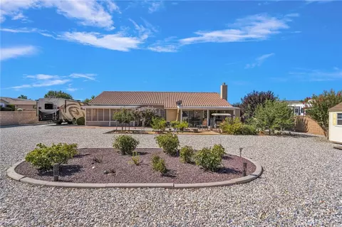 Exterior - 13490 Paraiso, Apple Valley, CA 92308 photo 12 of 15
