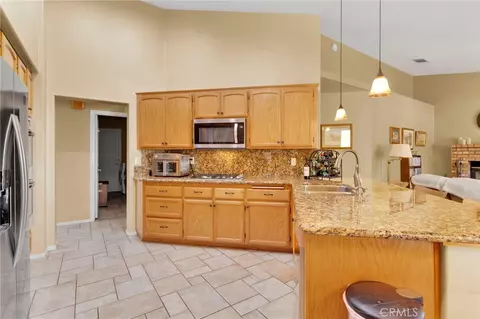 Kitchen - 13490 Paraiso, Apple Valley, CA 92308 photo 3 of 3