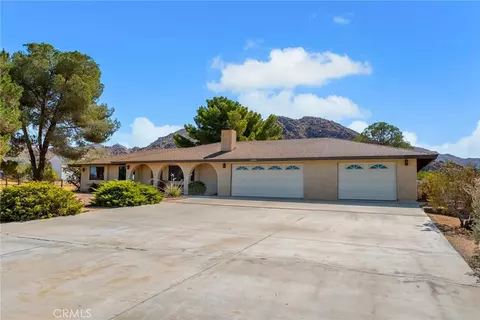 Exterior - 17239 Candlewood, Apple Valley, CA 92307 photo 3 of 12